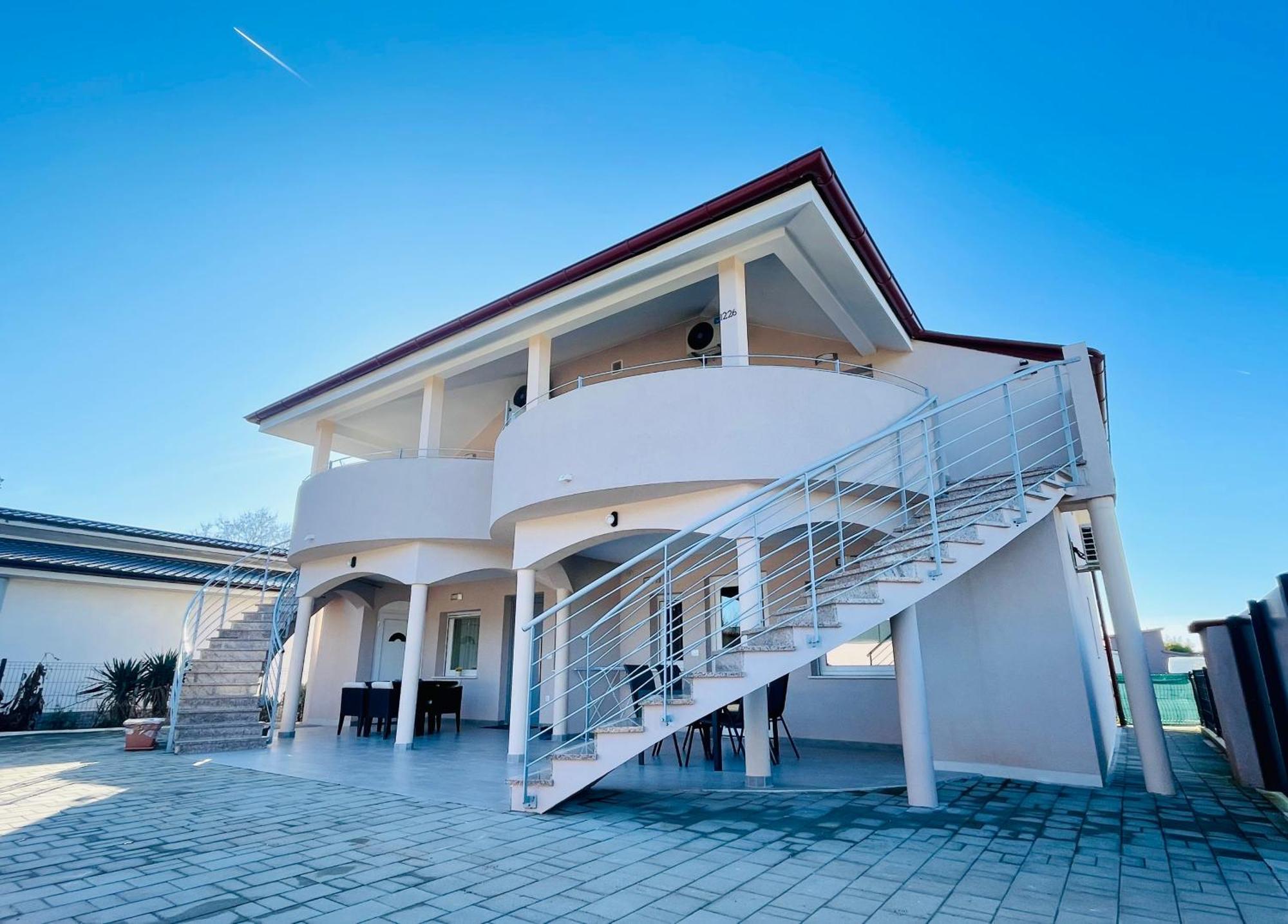 New Apartments Miya - Peroj Beach Exterior foto